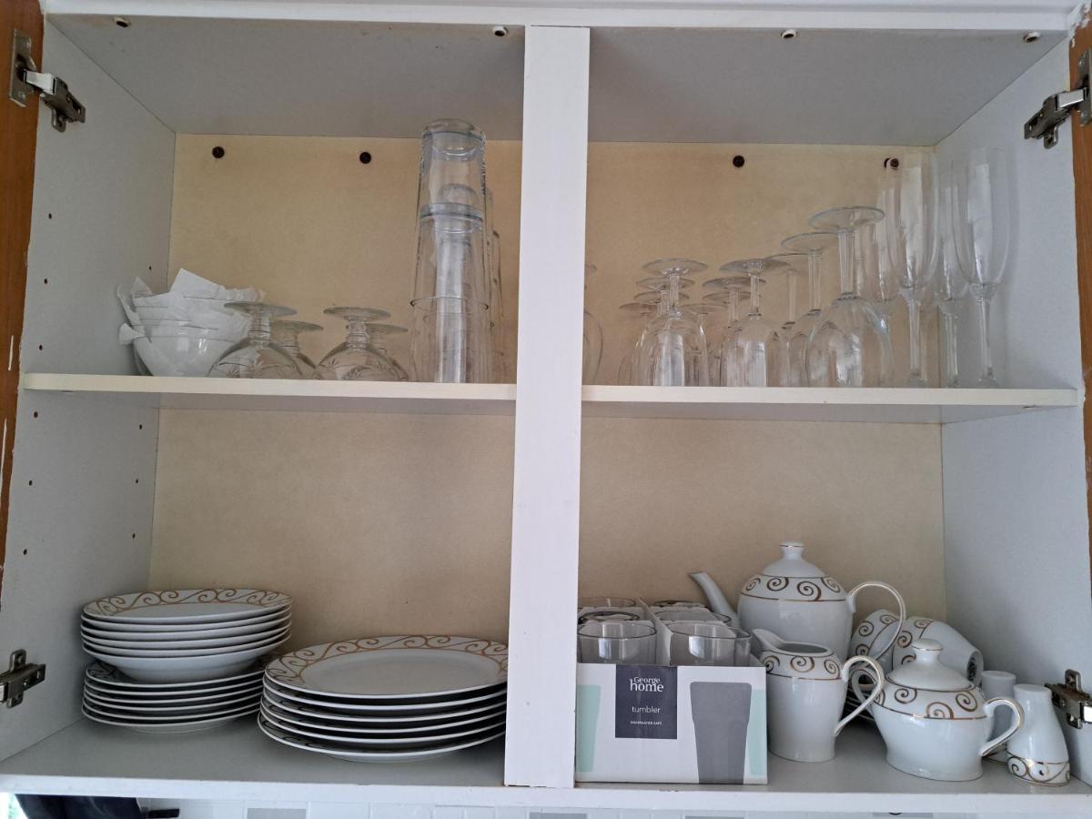 Beach & Tonic Beachside Chalet Humberston Bagian luar foto