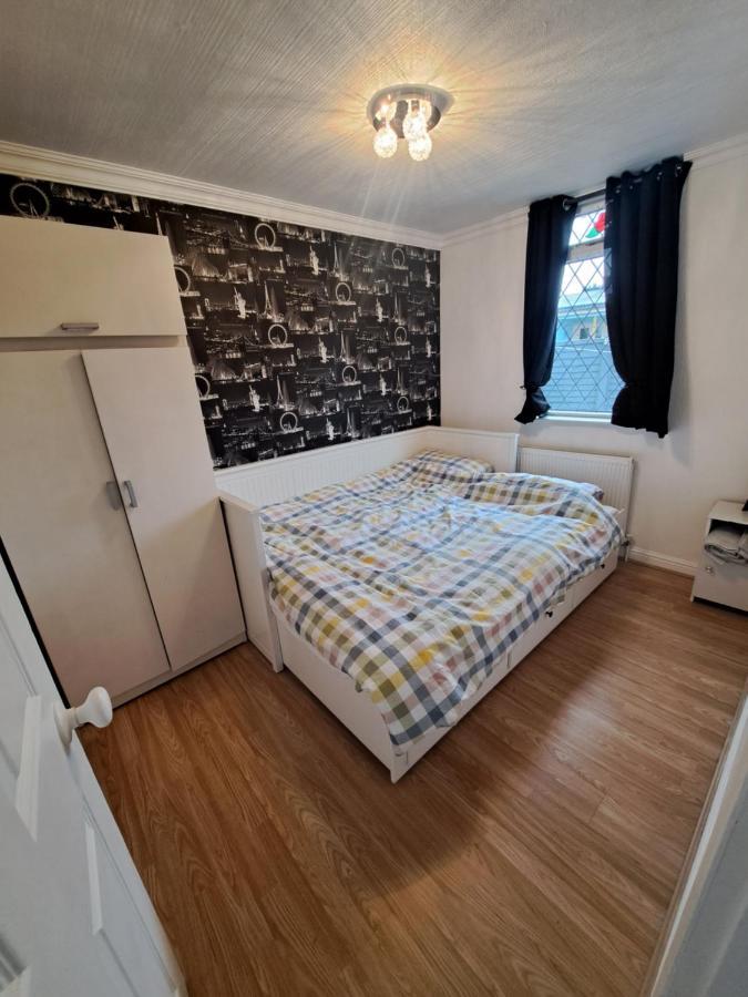 Beach & Tonic Beachside Chalet Humberston Bagian luar foto